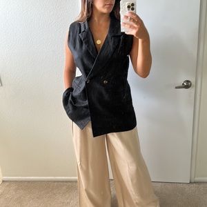 DISSH black linen vest, double breasted, size US 6